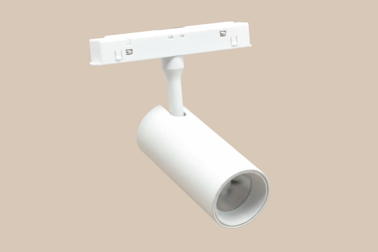 AKCENTINIAI ŠVIESTUVAI MAGNETINIUI BEGĖLIUI TAMPA