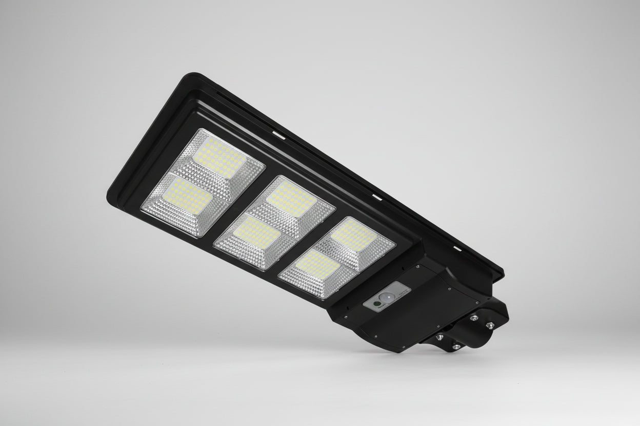 LED GATVĖS APŠVIETIMAS SU SAULĖS BATERIJA 270W 6000K