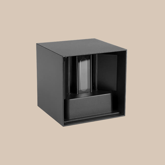 LED ŠVIESTUVAI KIRA